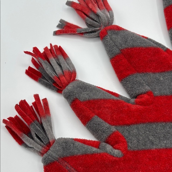 Vintage Y2K GAP Red and Gray Mohawk Crown Hat Beanie - Picture 3 of 9